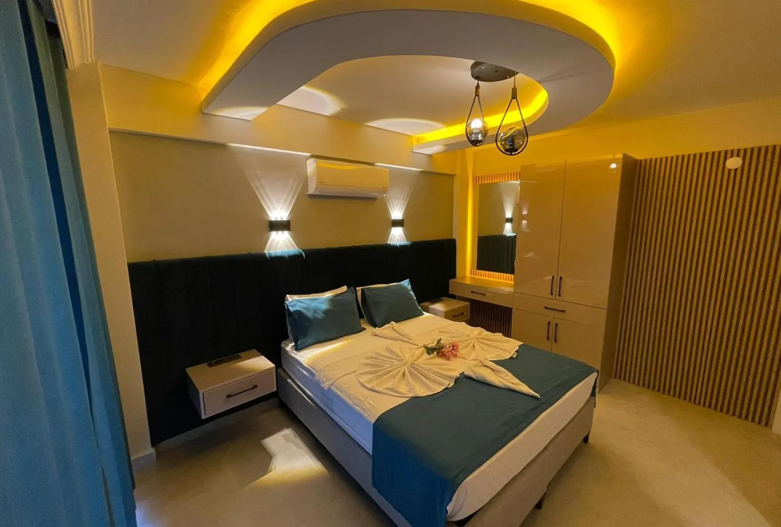 Suites With Private Pools Oludeniz 0*,